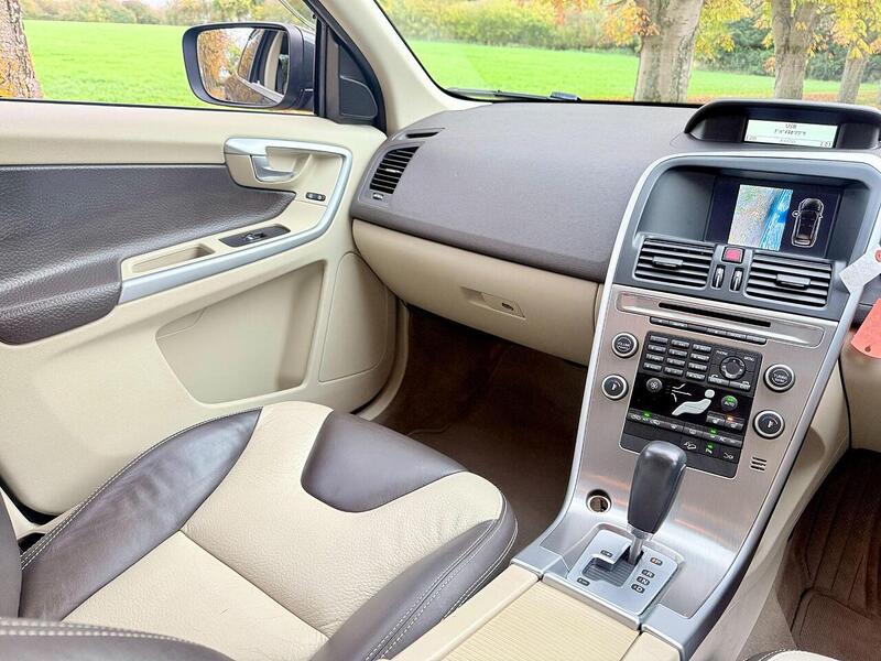 Used Volvo XC60 for sale - 76863517: Photo 16