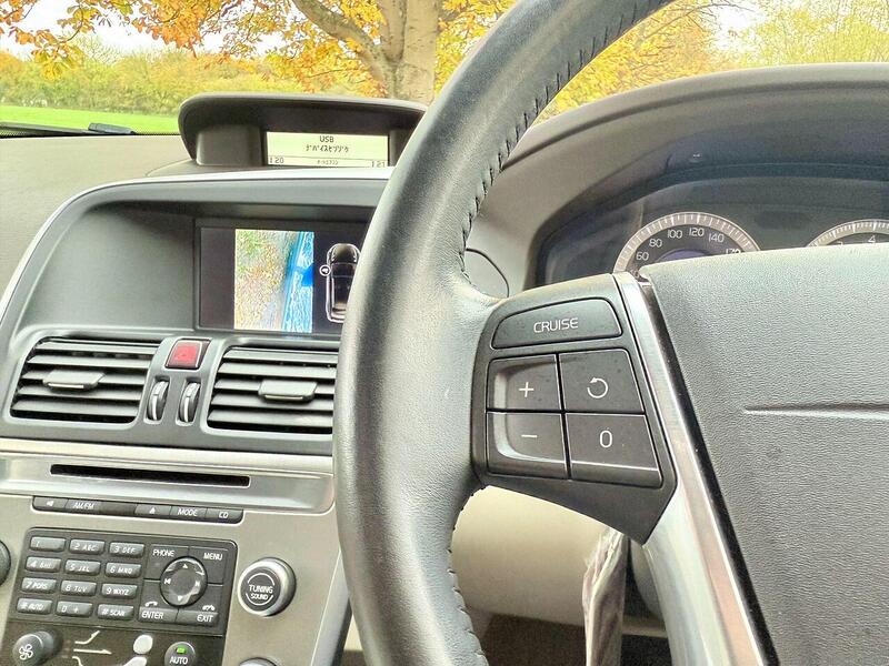 Used Volvo XC60 for sale - 76863517: Photo 19