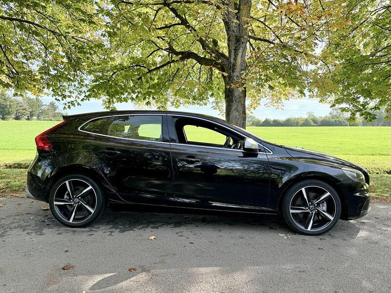 Used Volvo V40 for sale - 76114942: Photo 11