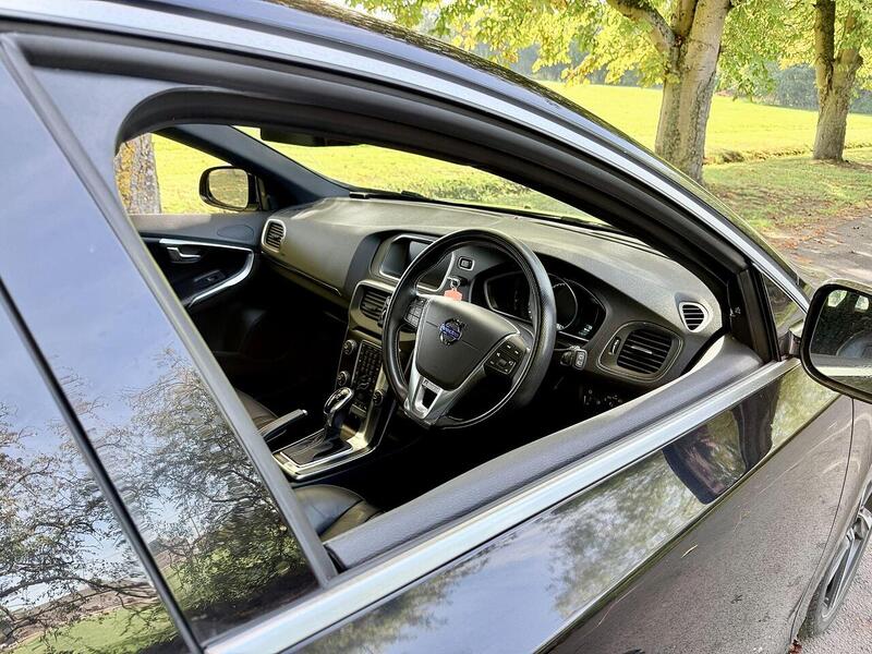Used Volvo V40 for sale - 76114942: Photo 15