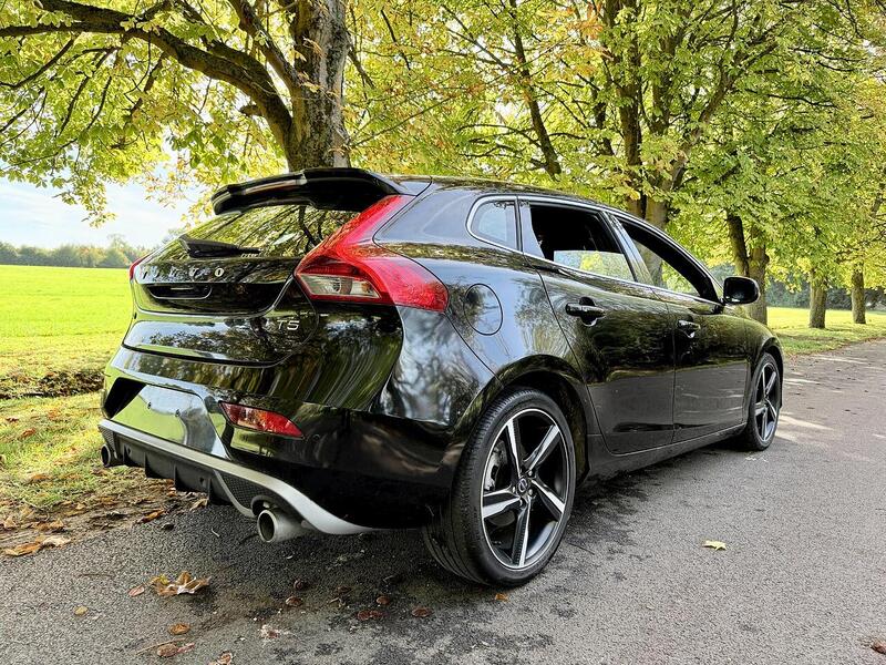Used Volvo V40 for sale - 76114942: Photo 3