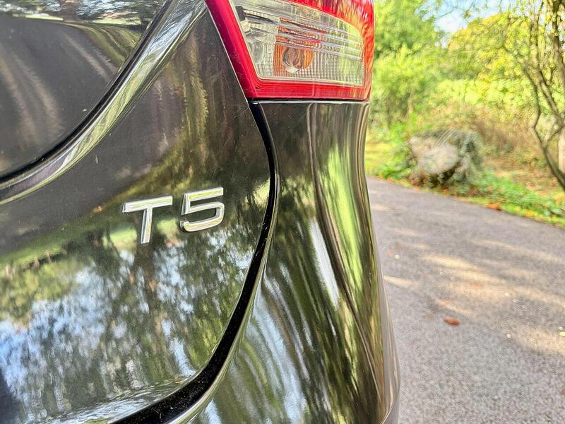 Used Volvo V40 for sale - 76114942: Photo 40