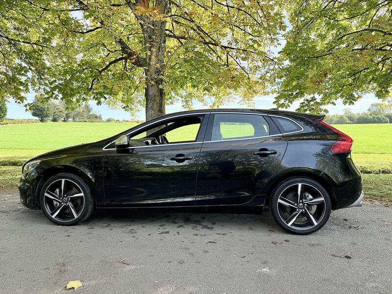 Used Volvo V40 for sale - 76114942: Photo 9