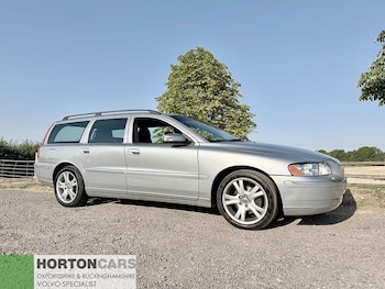 Used Volvo V70 2006 for sale - 79537304: Photo