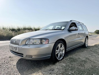 Used Volvo V70 2006 for sale - 79537304: Photo