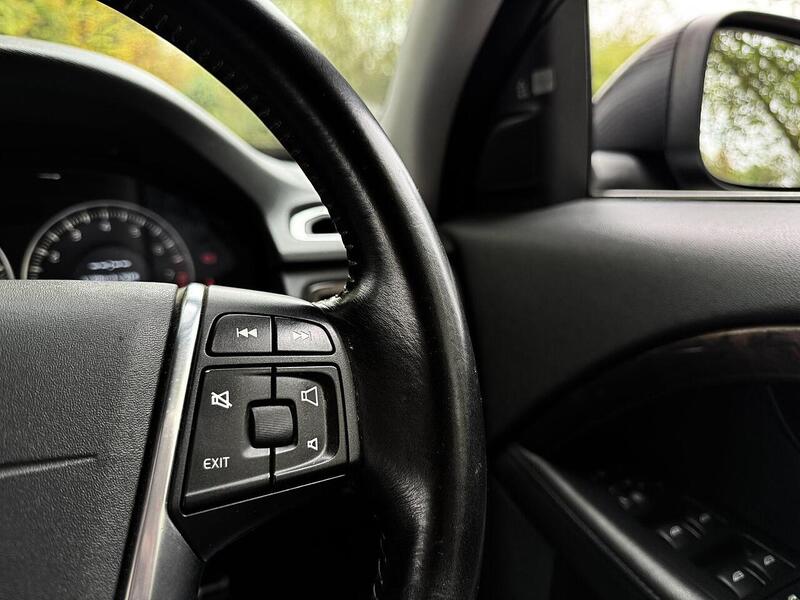 Used Volvo V70 for sale - 76778028: Photo 26