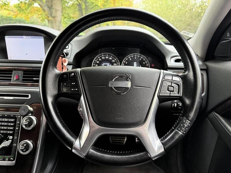 Used Volvo V70 for sale - 76778028: Photo 33