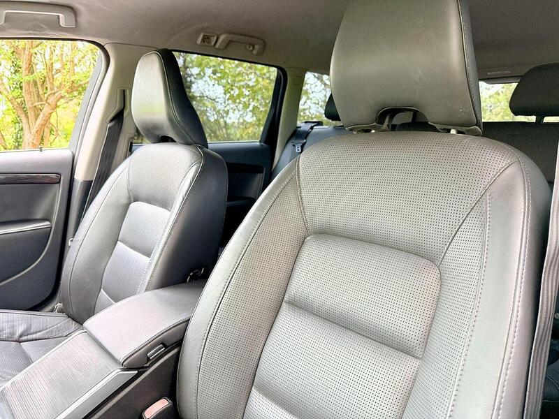 Used Volvo V70 for sale - 76778028: Photo 36