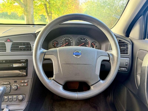 Used Volvo V70 2025 for sale - 75307514: Photo 31