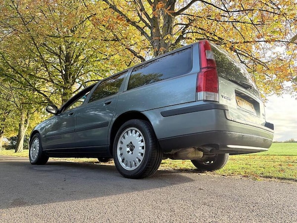 Used Volvo V70 2025 for sale - 75307514: Photo 40