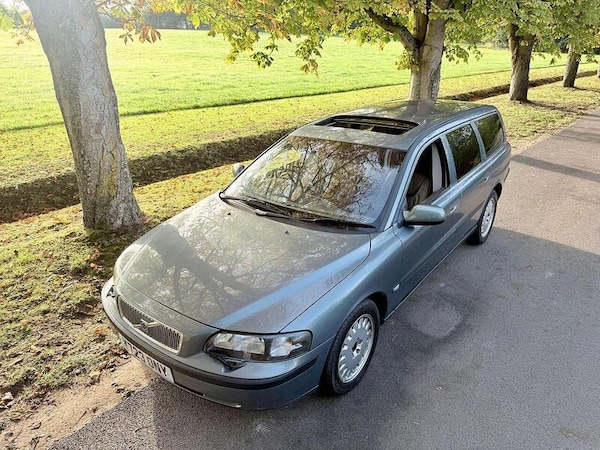 Used Volvo V70 2025 for sale - 75307514: Photo 6