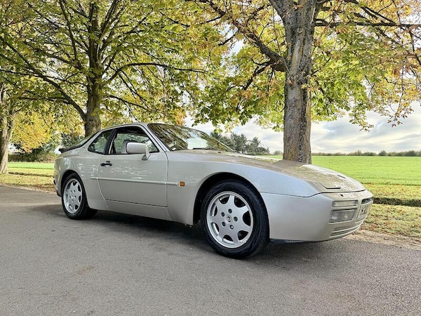 Used Porsche 944 for sale - 75307477: Photo 1