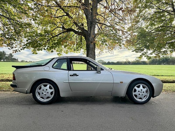 Used Porsche 944 for sale - 75307477: Photo 9