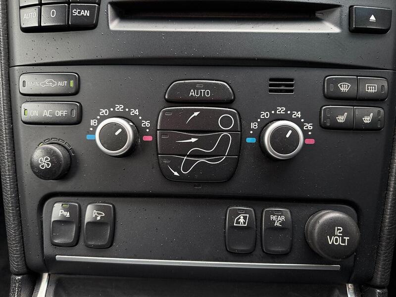 Used Volvo XC90 for sale - 77452624: Photo 28