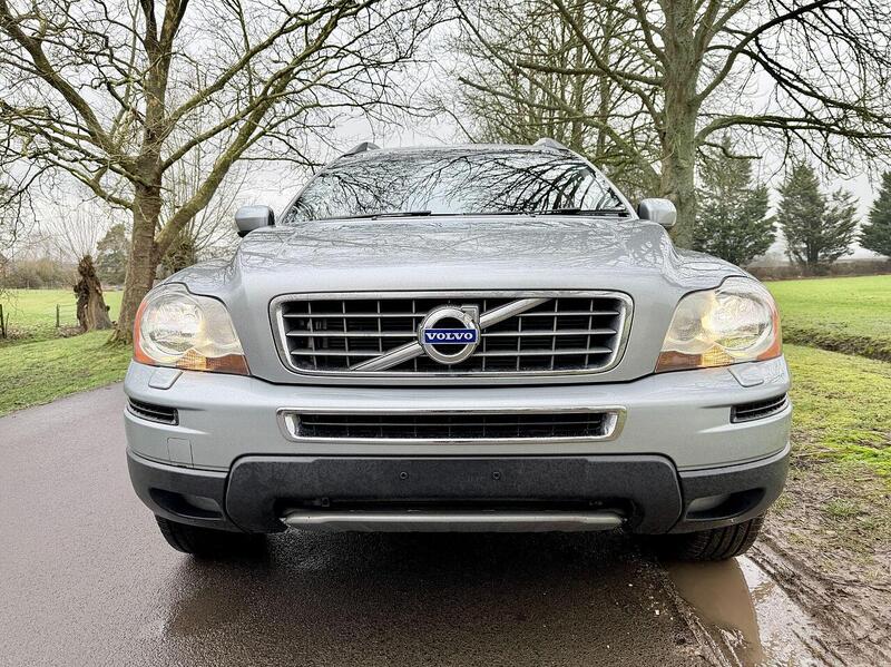 Used Volvo XC90 for sale - 77452624: Photo 3