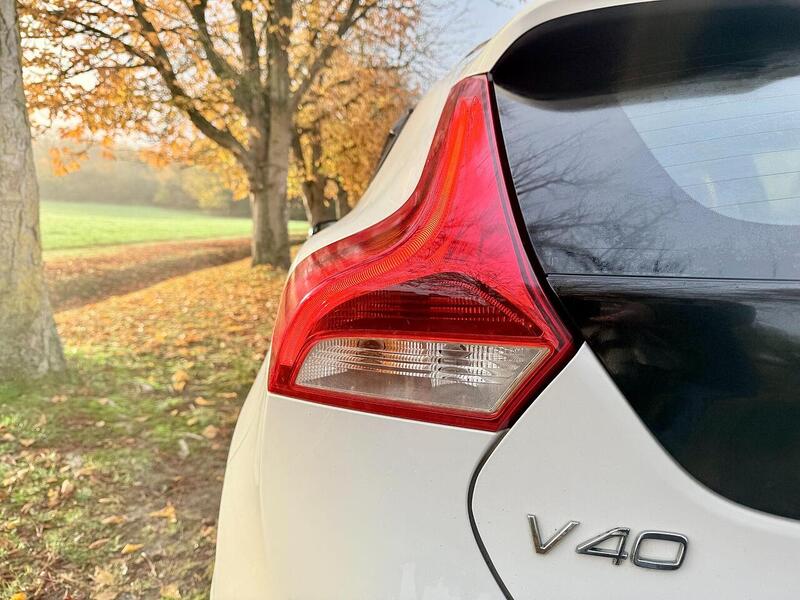 Used Volvo V40 Cross Country for sale - 77264072: Photo 38