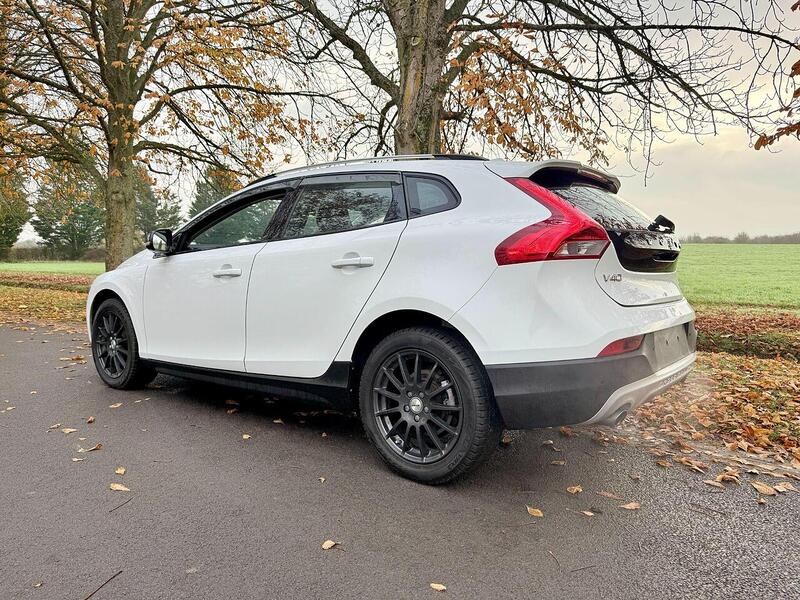 Used Volvo V40 Cross Country for sale - 77264072: Photo 5