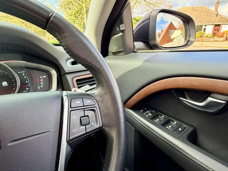 Used Volvo S80 for sale - 77836598: Photo 37