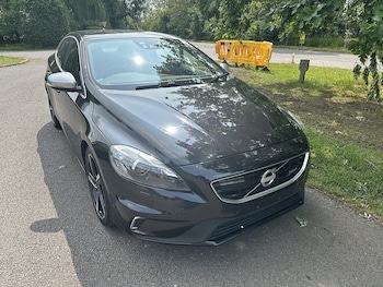 Used Volvo V40 2013 for sale - 75307473: Photo