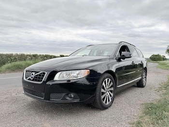 Used Volvo V70 2013 for sale - 78710748: Photo
