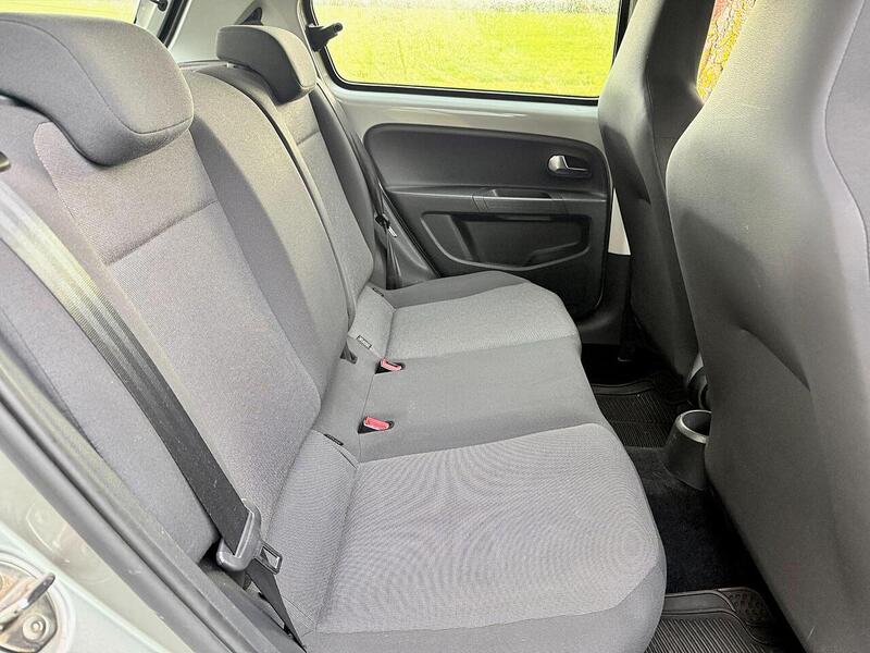 Used Volkswagen up! 2014 for sale - 76426405: Photo 19