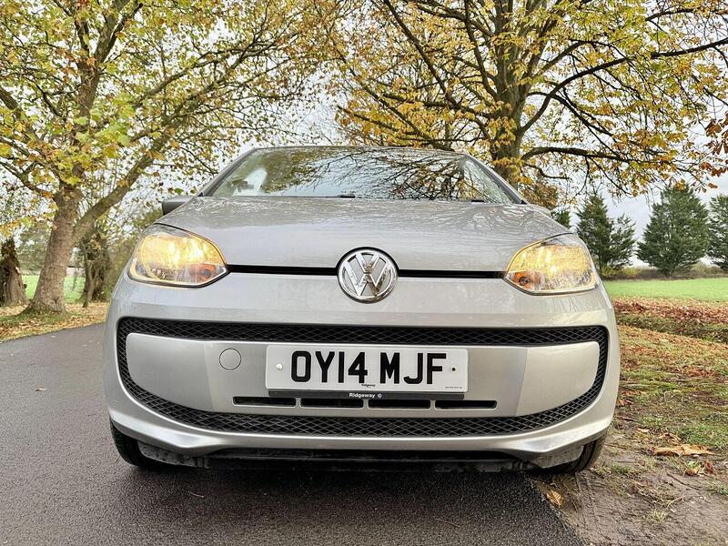 Used Volkswagen up! 2014 for sale - 76426405: Photo 2