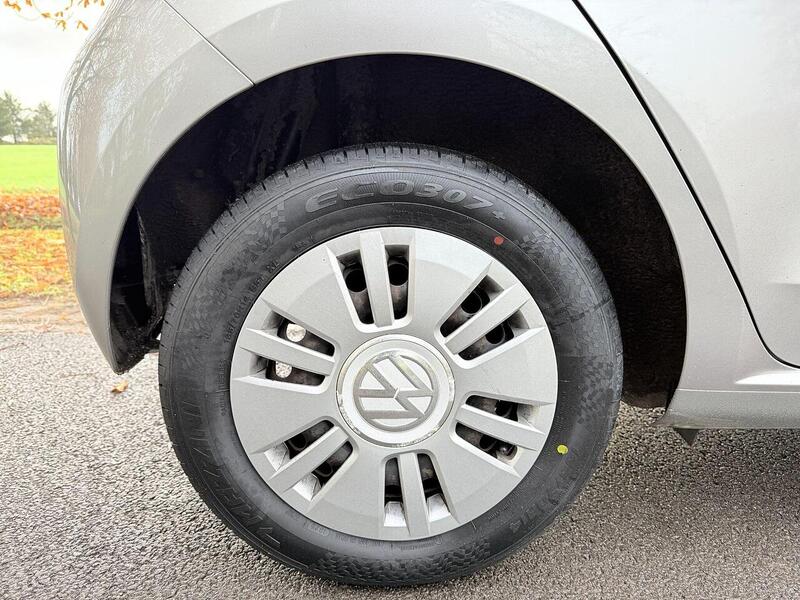 Used Volkswagen up! 2014 for sale - 76426405: Photo 21