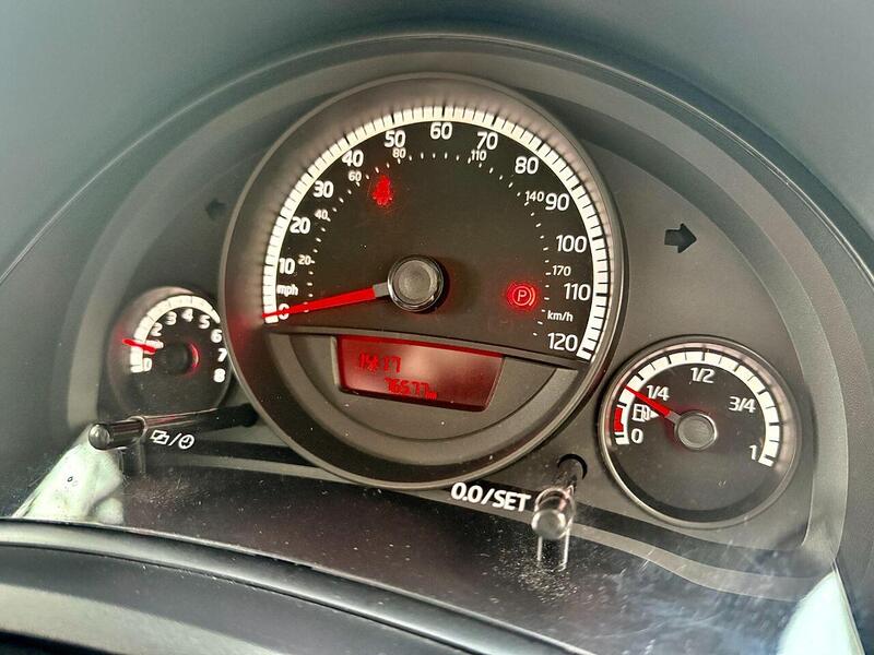 Used Volkswagen up! 2014 for sale - 76426405: Photo 22