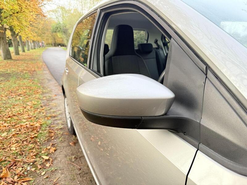 Used Volkswagen up! 2014 for sale - 76426405: Photo 24