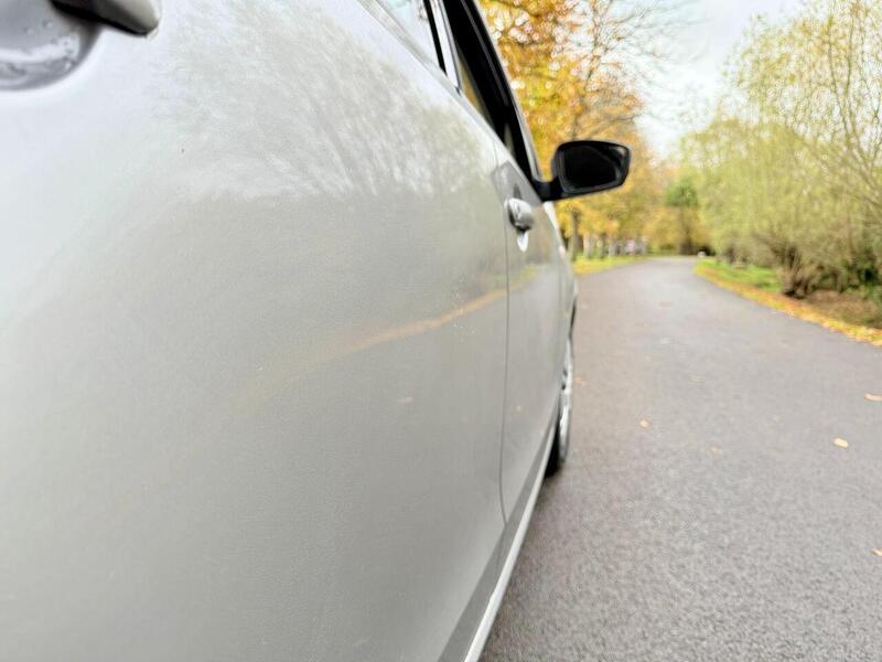 Used Volkswagen up! 2014 for sale - 76426405: Photo 30