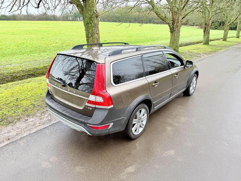 Used Volvo XC70 for sale - 77461202: Photo 12