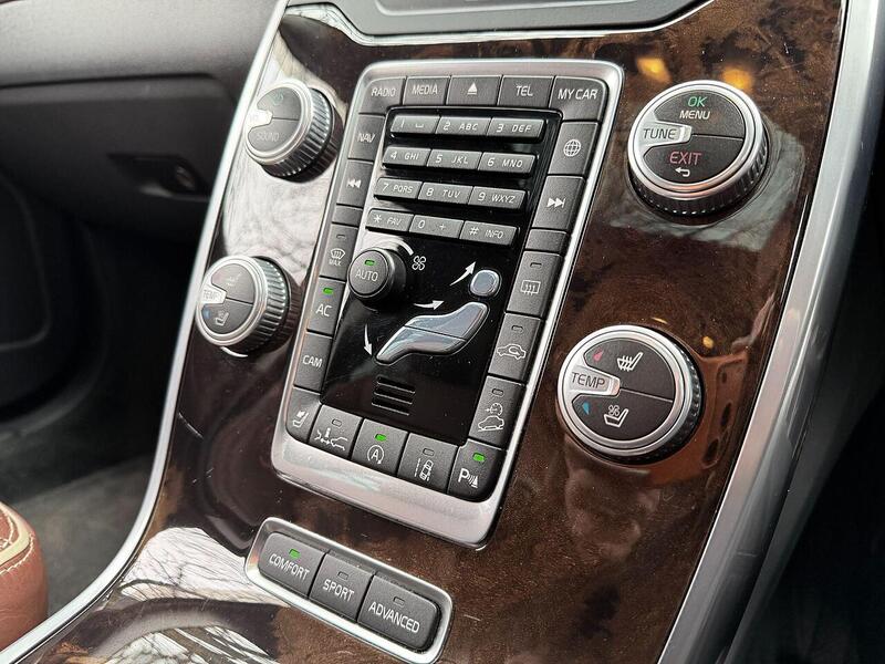 Used Volvo XC70 for sale - 77461202: Photo 16