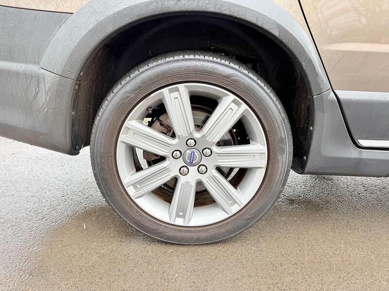 Used Volvo XC70 for sale - 77461202: Photo 32