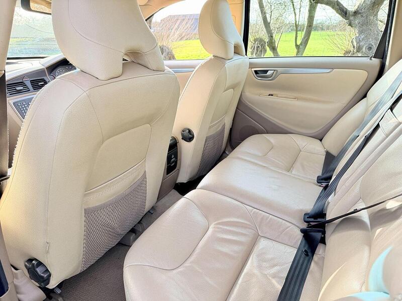 Used Volvo XC70 for sale - 77675260: Photo 19