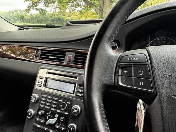 Used Volvo V70 for sale - 76311190: Photo 23