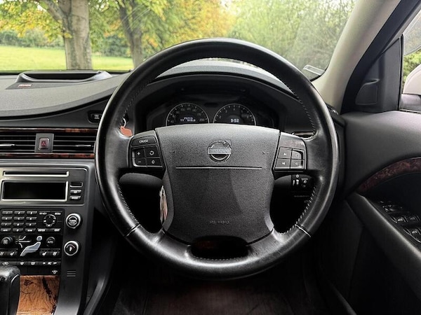 Used Volvo V70 for sale - 76311190: Photo 28