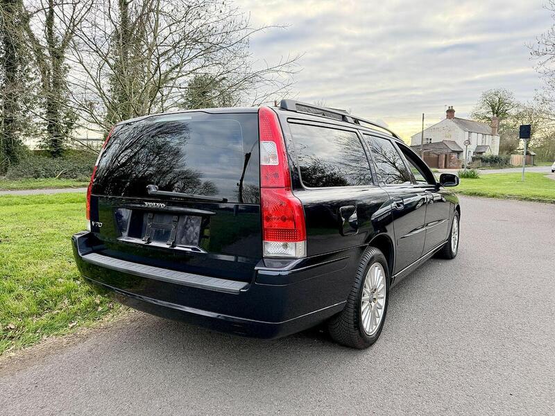 Used Volvo V70 for sale - 78065113: Photo 10