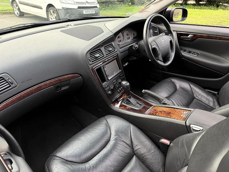 Used Volvo V70 for sale - 78065113: Photo 11