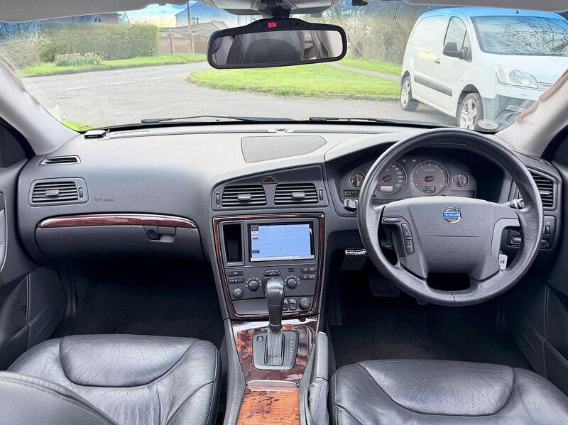 Used Volvo V70 for sale - 78065113: Photo 14