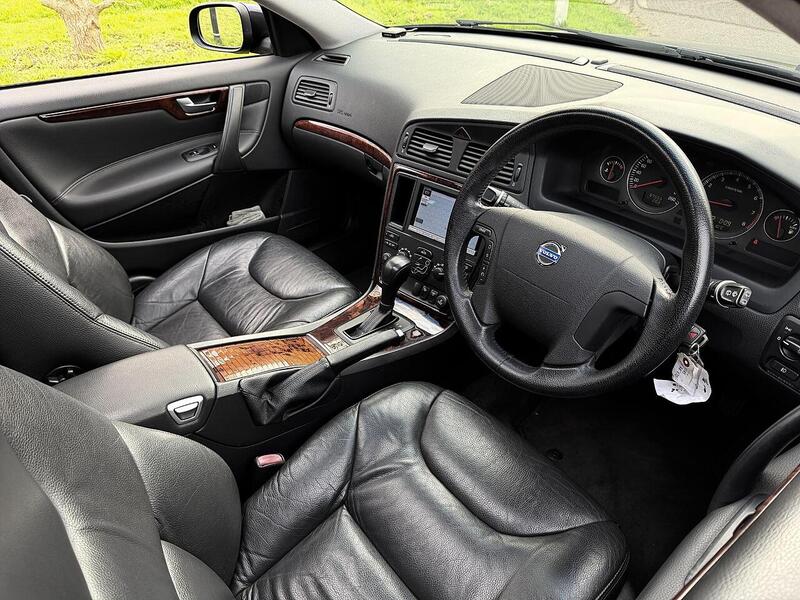 Used Volvo V70 for sale - 78065113: Photo 15