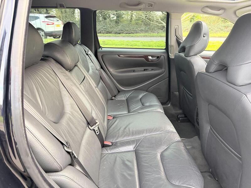 Used Volvo V70 for sale - 78065113: Photo 17