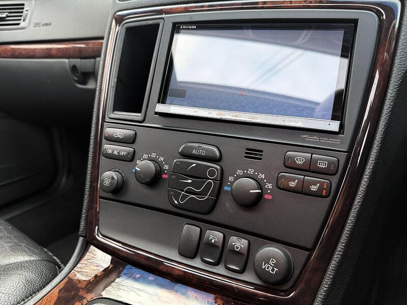 Used Volvo V70 for sale - 78065113: Photo 24