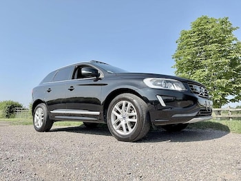 Used Volvo XC60 2017 for sale - 79478082: Photo