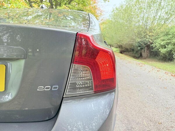 Used Volvo S40 2010 for sale - 76197272: Photo 23