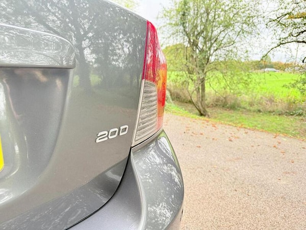 Used Volvo S40 2010 for sale - 76197272: Photo 24