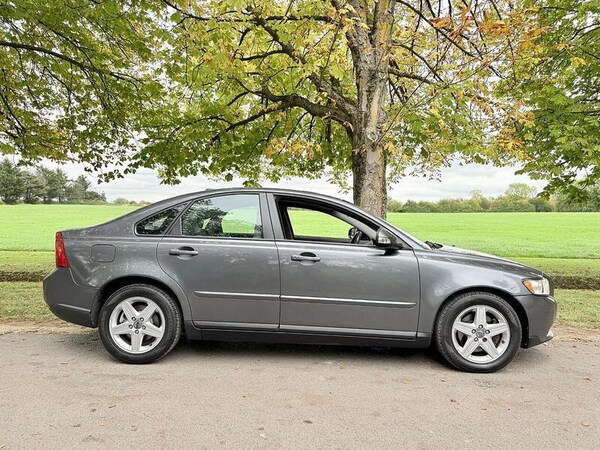 Used Volvo S40 2010 for sale - 76197272: Photo 7