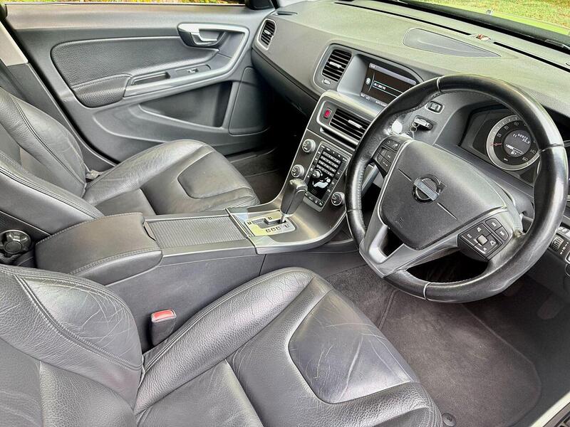 Used Volvo V60 2025 for sale - 76311211: Photo 31