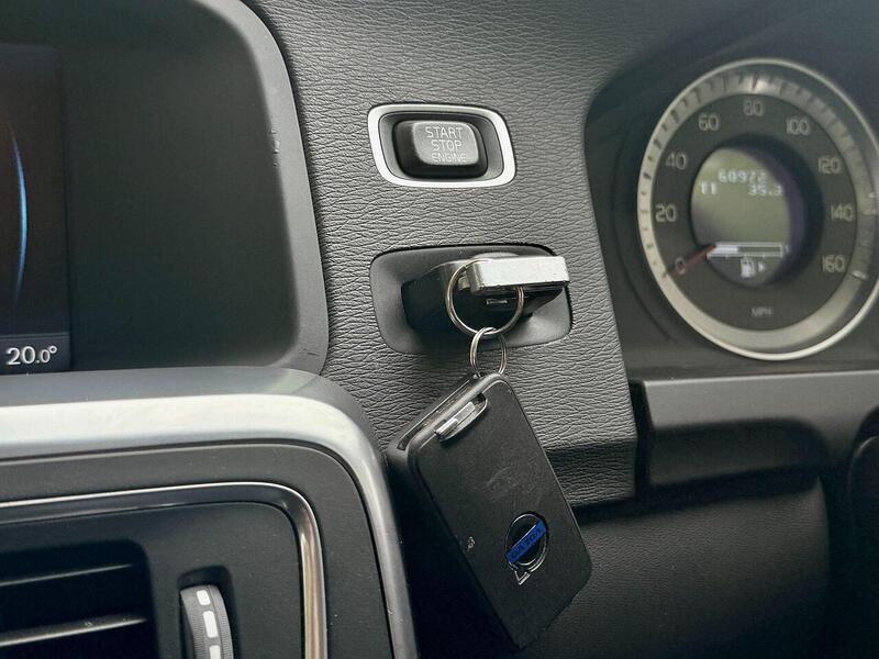 Used Volvo V60 2025 for sale - 76311211: Photo 47