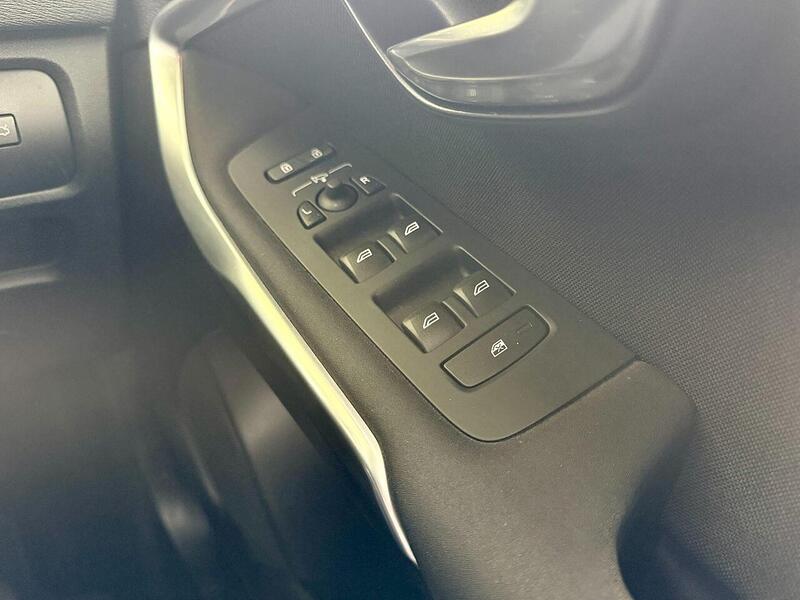 Used Volvo V40 for sale - 76143714: Photo 22