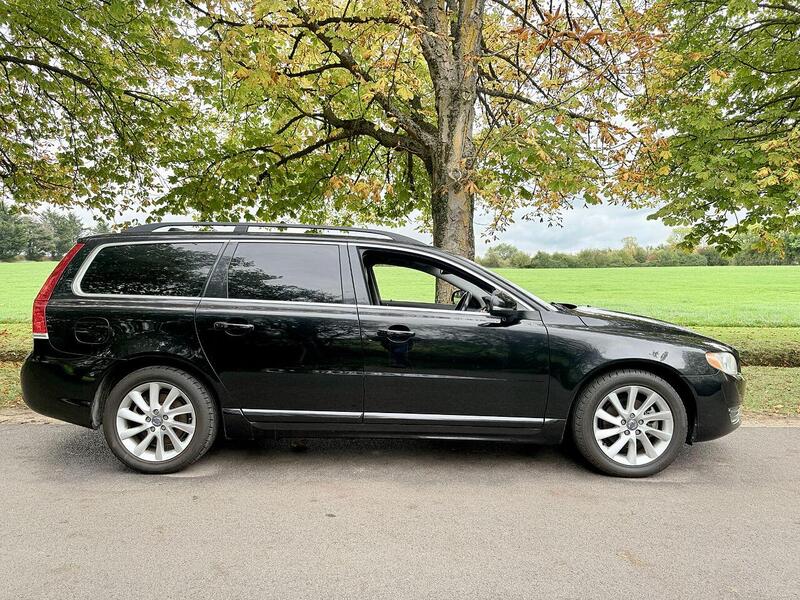 Used Volvo V70 2025 for sale - 77264093: Photo 8